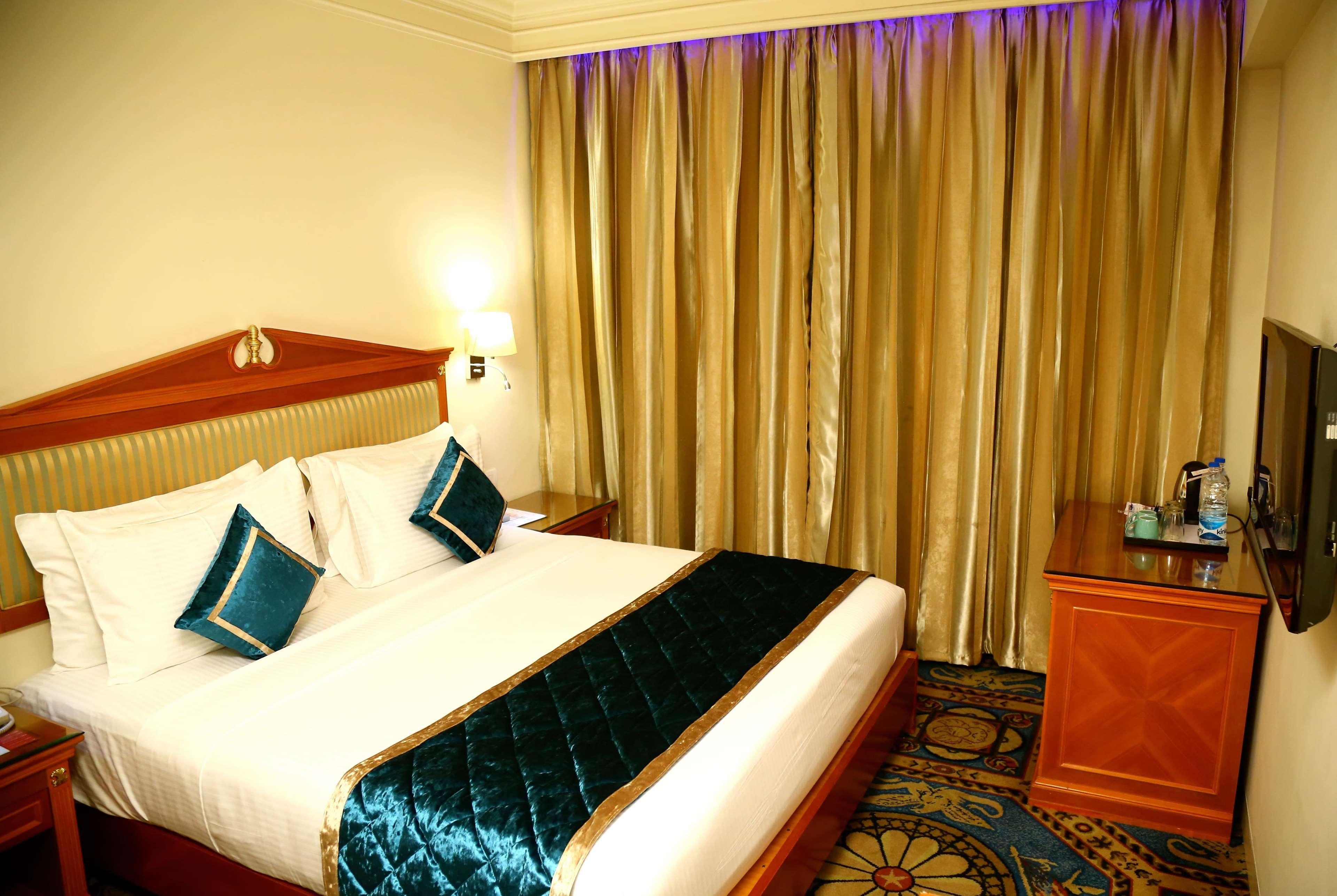 รามาดา บาย วินด์แฮม อมฤตสาร Hotel อัมริตสา ภายนอก รูปภาพ