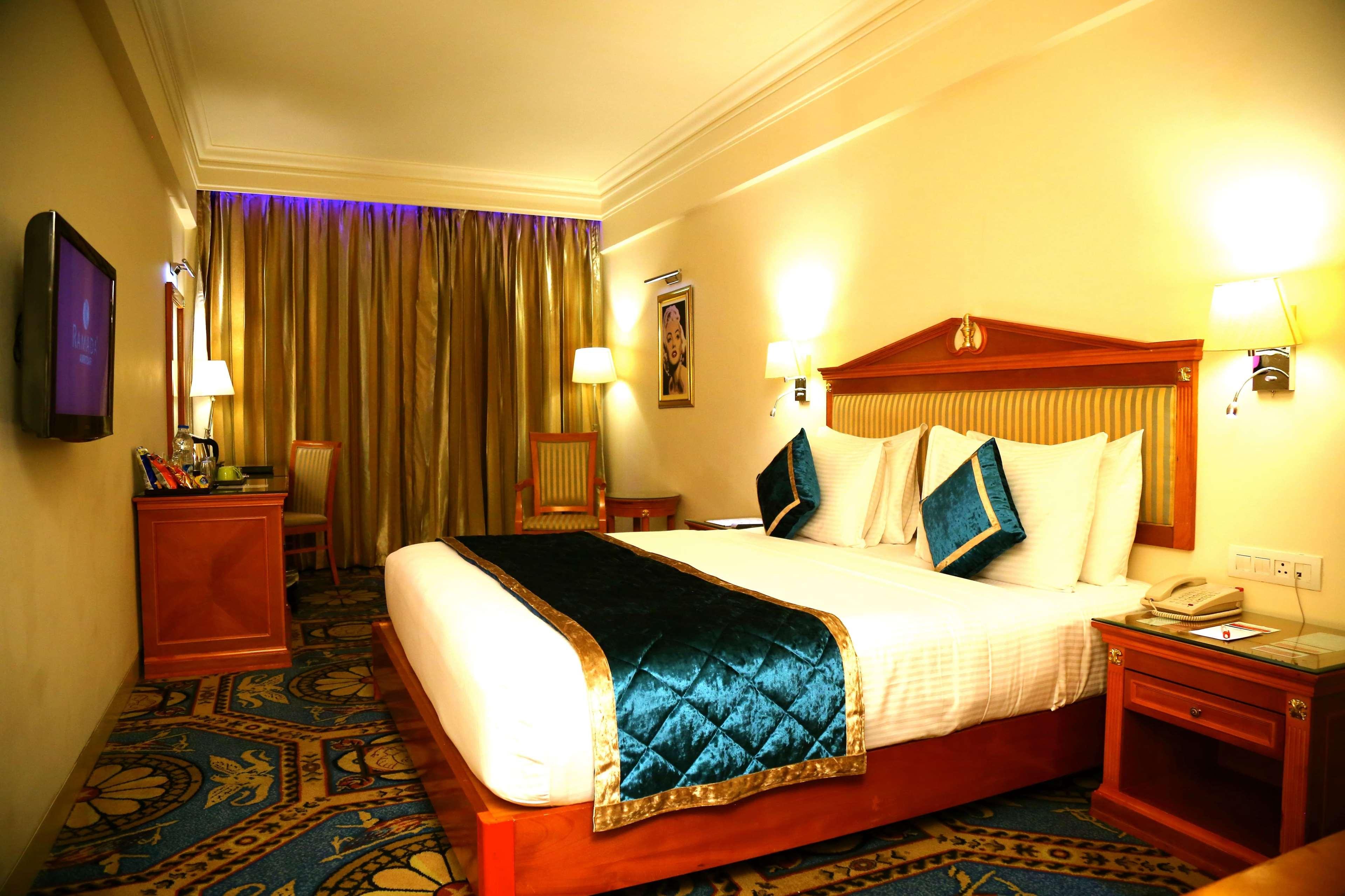รามาดา บาย วินด์แฮม อมฤตสาร Hotel อัมริตสา ภายนอก รูปภาพ