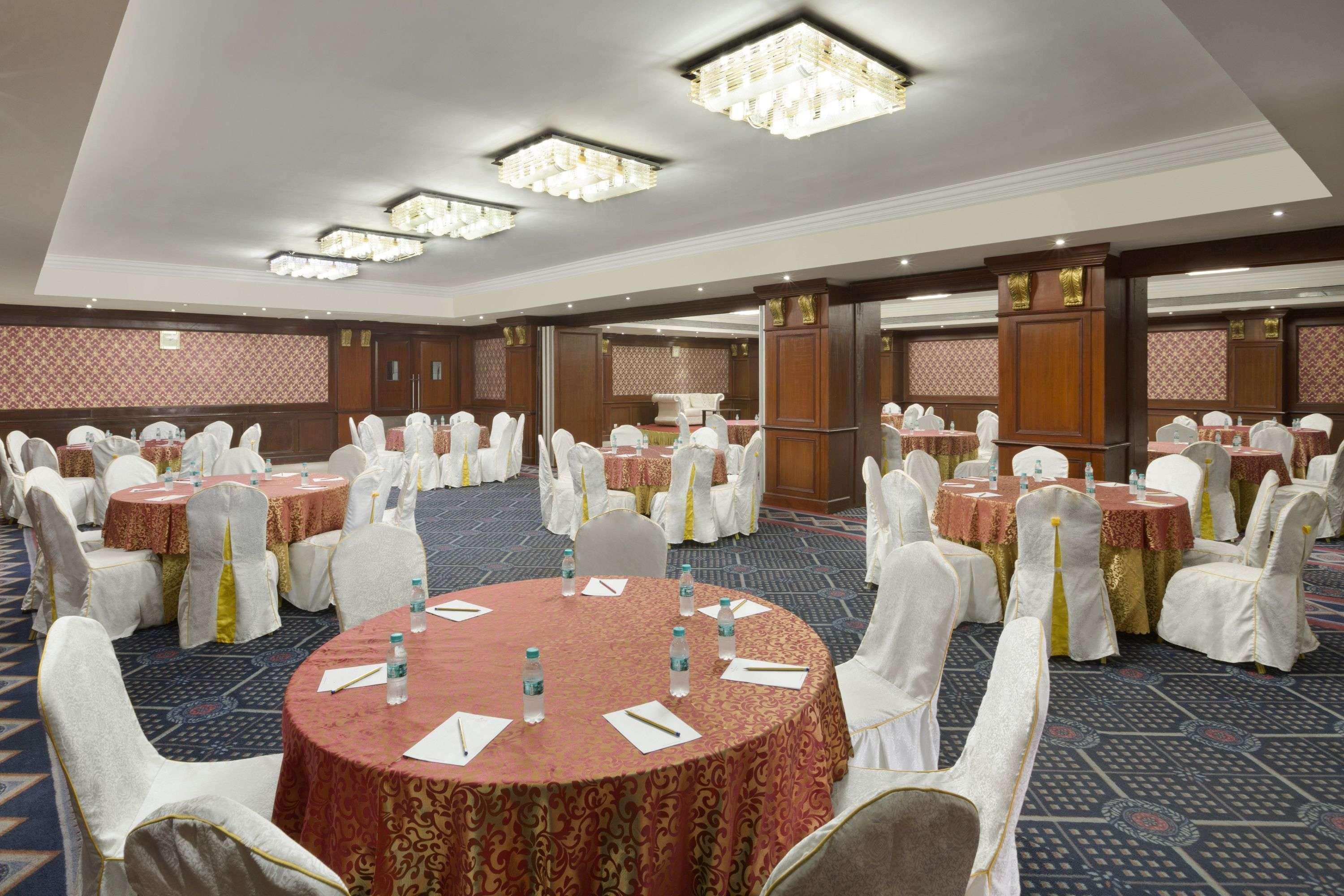 รามาดา บาย วินด์แฮม อมฤตสาร Hotel อัมริตสา ภายนอก รูปภาพ