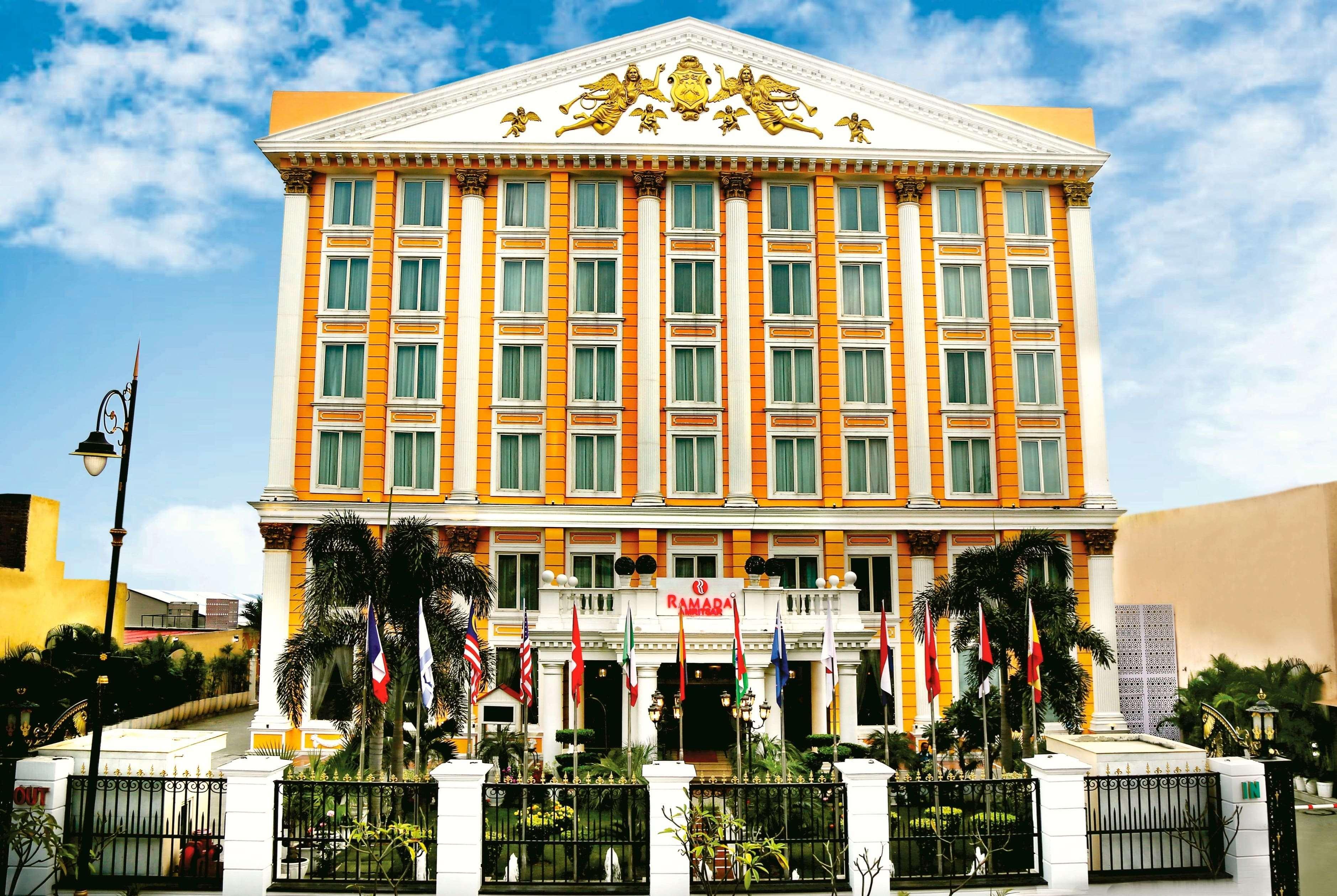 รามาดา บาย วินด์แฮม อมฤตสาร Hotel อัมริตสา ภายนอก รูปภาพ